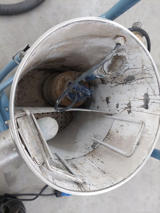 Odkurzacz do wody szlamu Dustcontrol DC 75W  wbudowana pompa fra. VAT