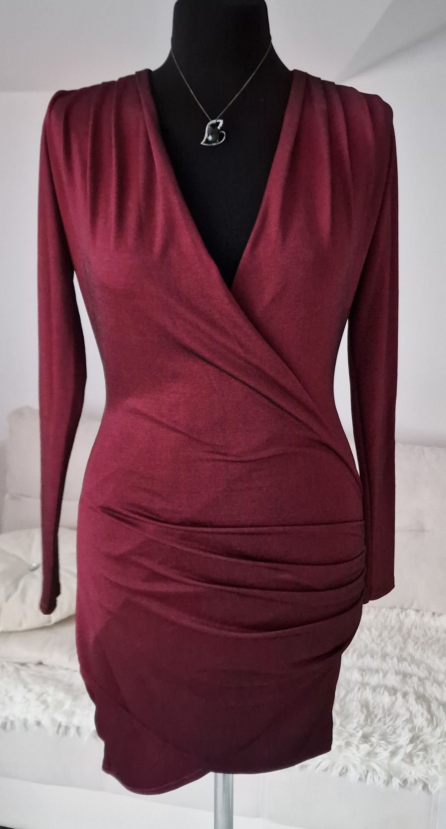 Sukienka bordo"Boohoo".