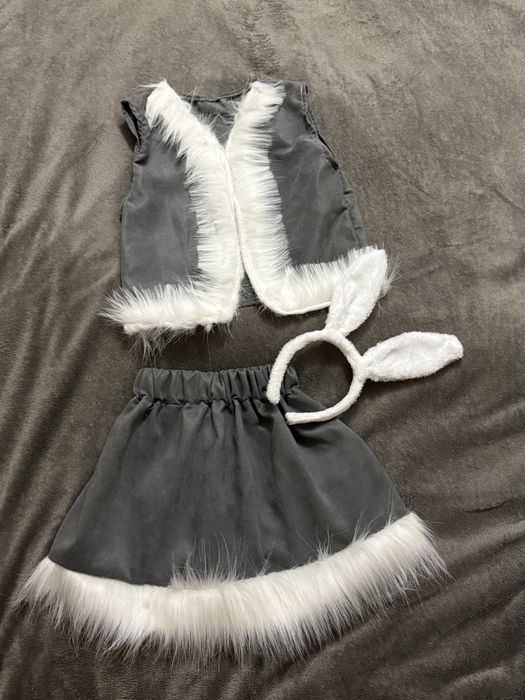 Костюм зайчика для дівчинки