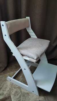 Зростаючий стілець + м'які подушки