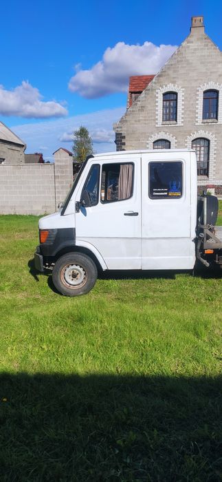 Продаж євакуатора якій має можливість встановлення ленівца,