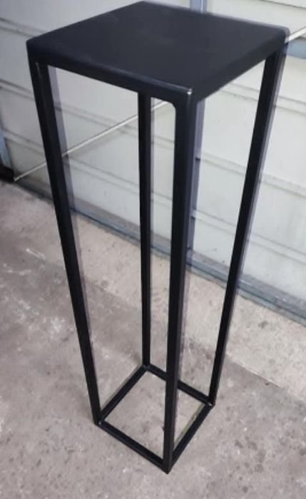 Stojak na kwiaty stylu loft