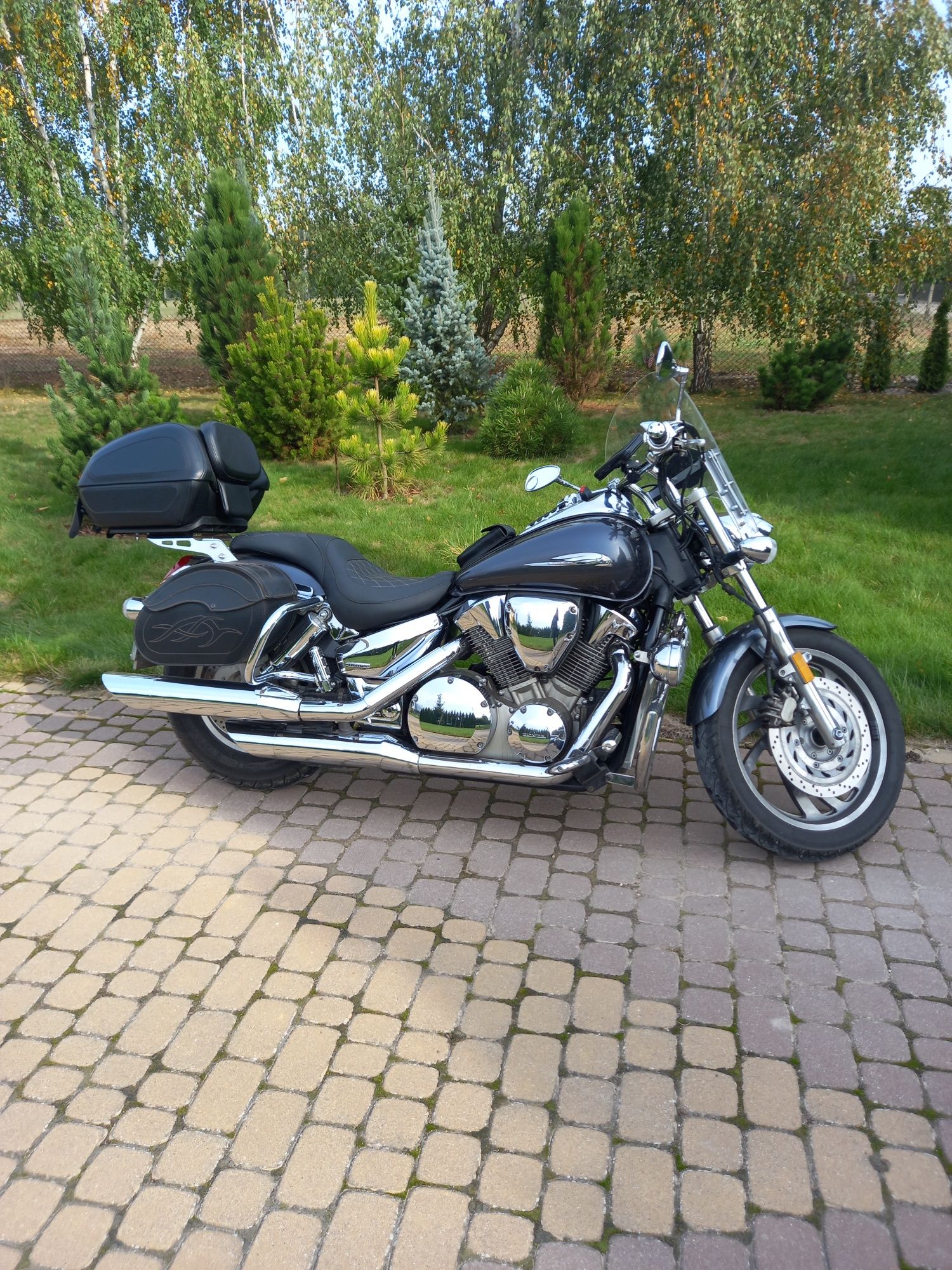 Honda VTX 1300c .