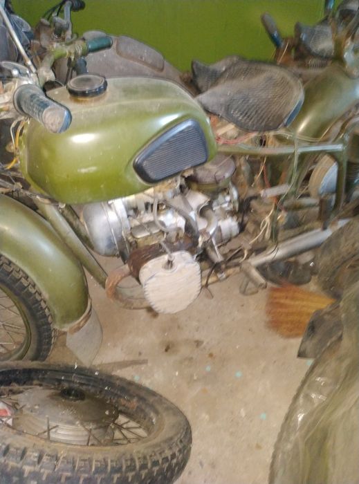 Мотоцикл МВ-750 1976 року