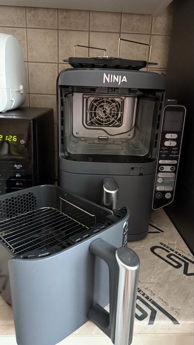 Frytkownica beztłuszczowa z sondą Ninja DoubleStack SL451EU