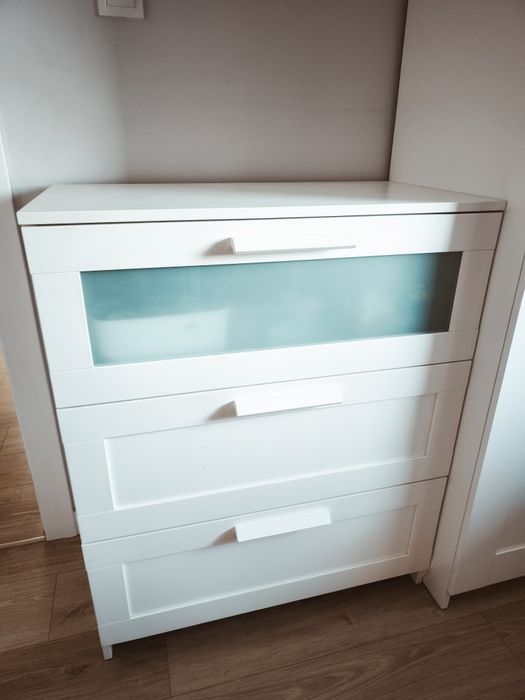 Meble białe Ikea Brimnes szafa komoda