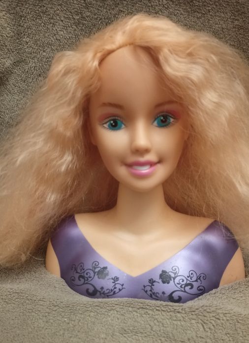 Манекен голова Барби для причесок