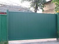 Профнастил ПС-10 для забора 2м высота, 0,2мм ЗЕЛЕНЫЙ RAL6005 глянец