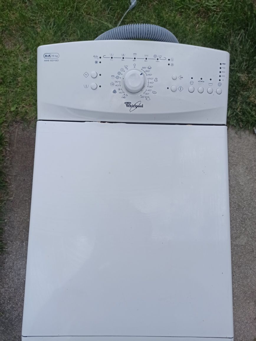Sprzedam pralkę Bosch ta pralka whirlpool
nie działa