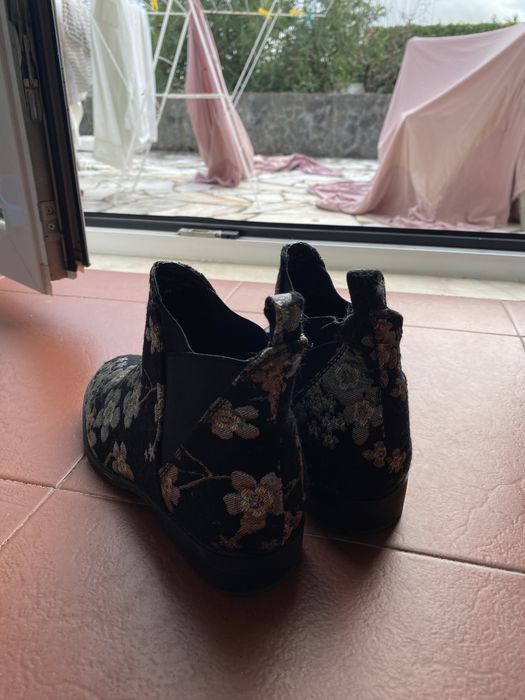 Primemark Embroidered Booties Black Floral