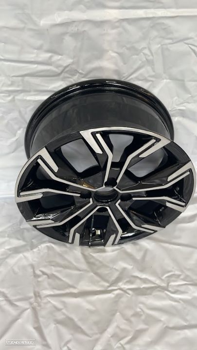 Jantes 15ʺ 4x100 (para renault)