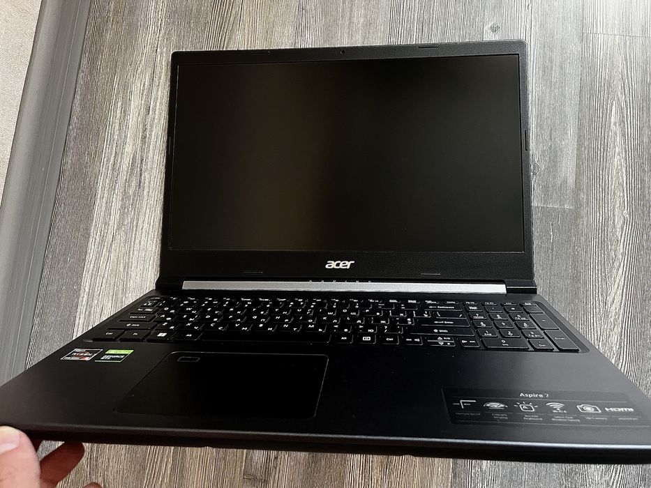 Ноутбук acer aspire 7 a715-42g-r3ez