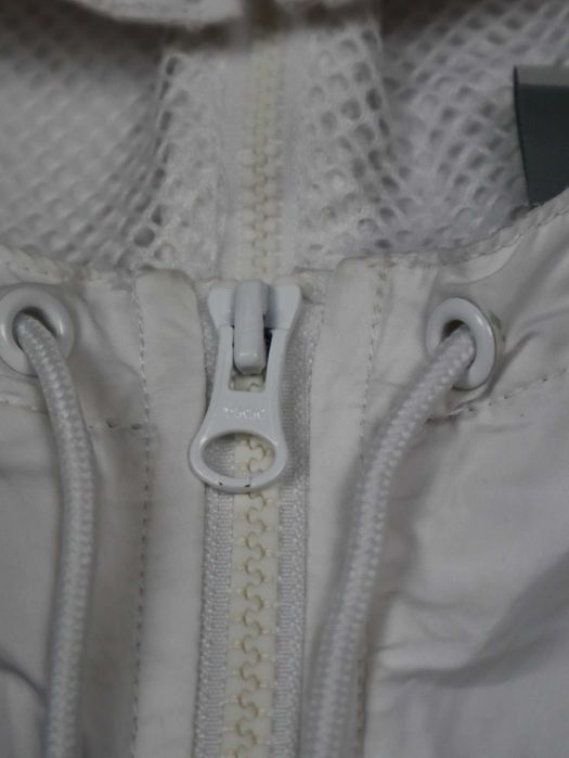 Nike Kurtka wiatrówka przeciwdeszczowa z kapturem czerwona niebieska