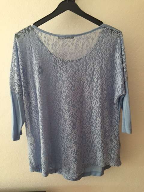 Camisola renda atrás L NOVA