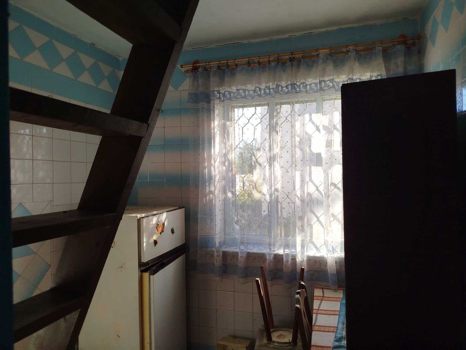 (8) Продам дачний будинок в с. Сальник 8614