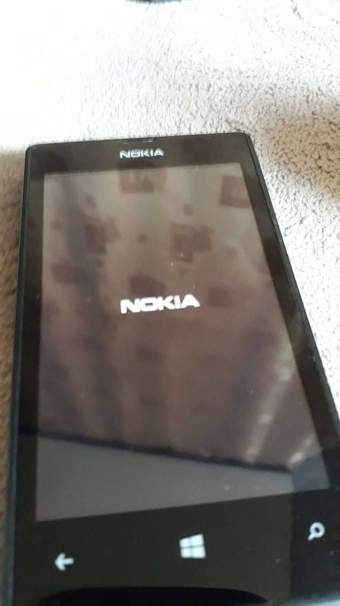 NOKIA Lumia 520  Bez simloka ! ładowarka pudełko