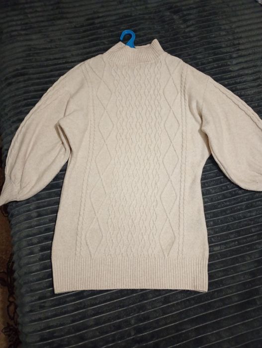 Продам теплу сукню