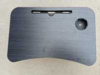 Stolik pod laptopa