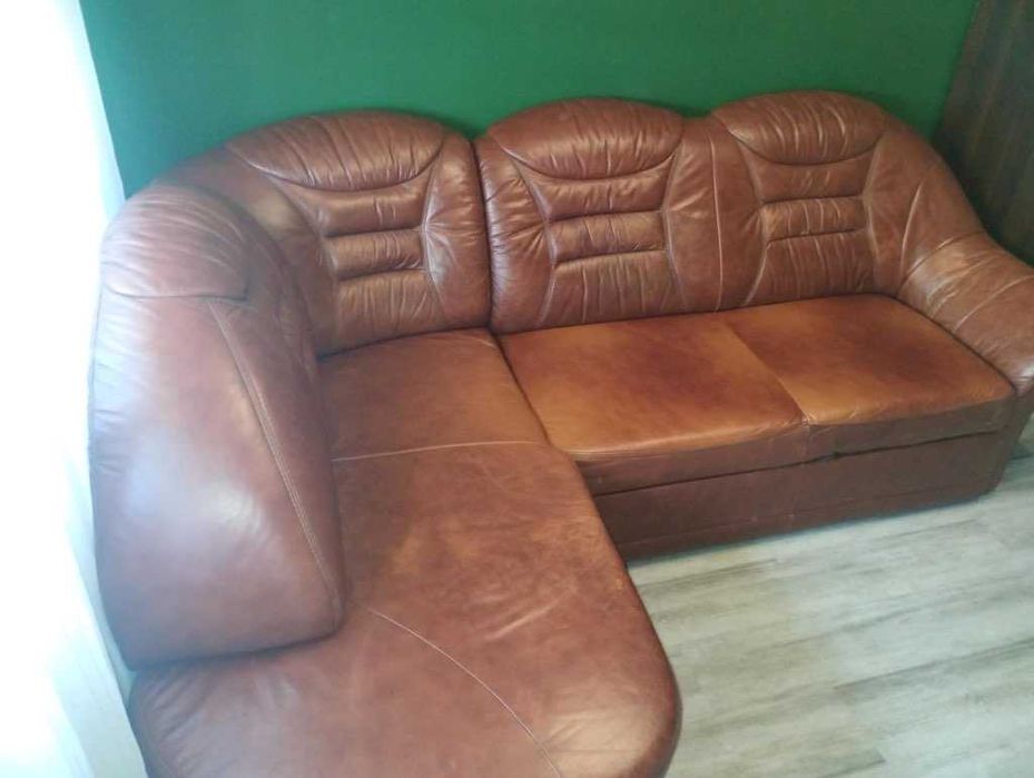 Brązowy naroznik skórzany po renowacji