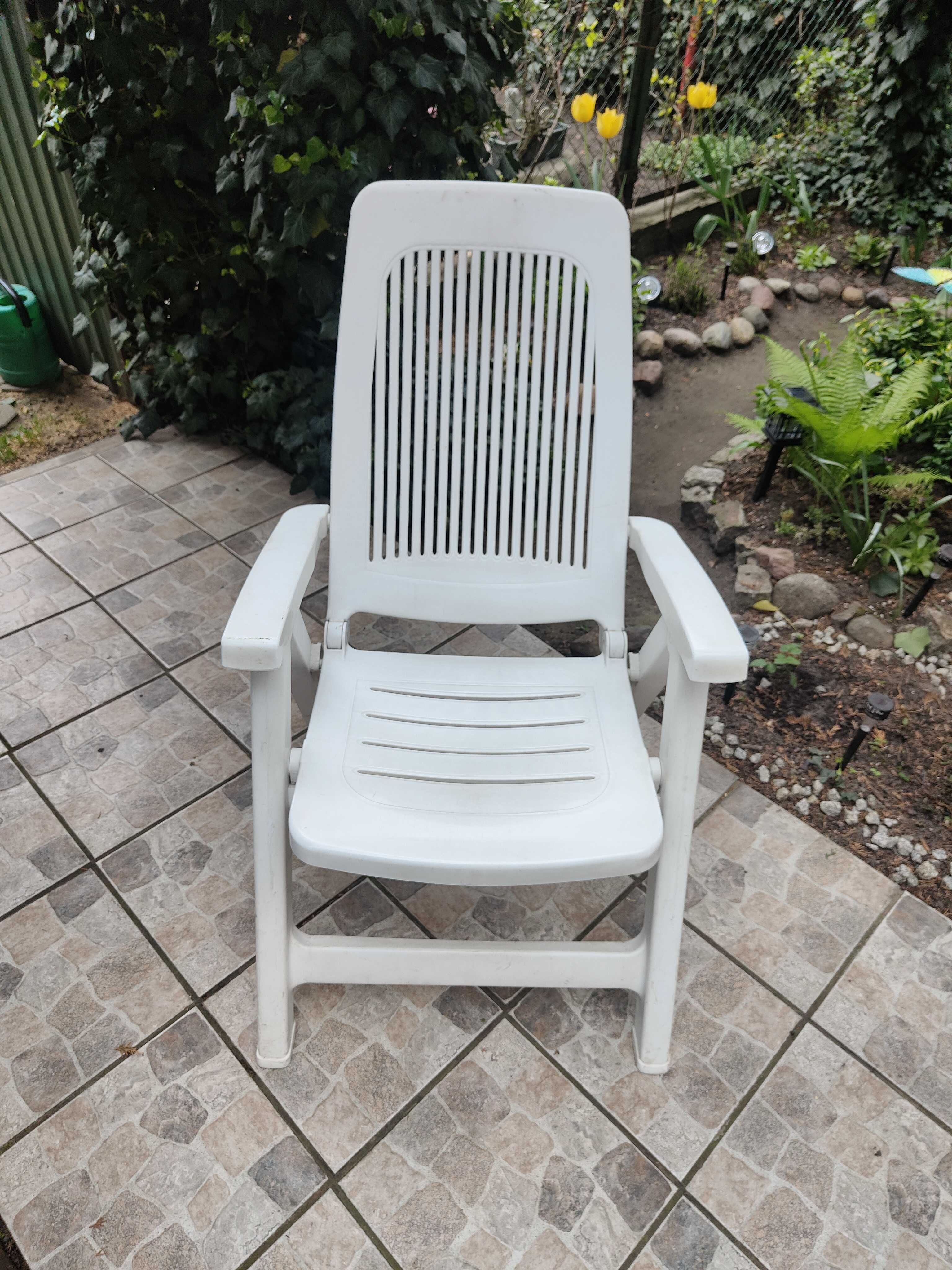 Krzesła ogrodowe rozkladane