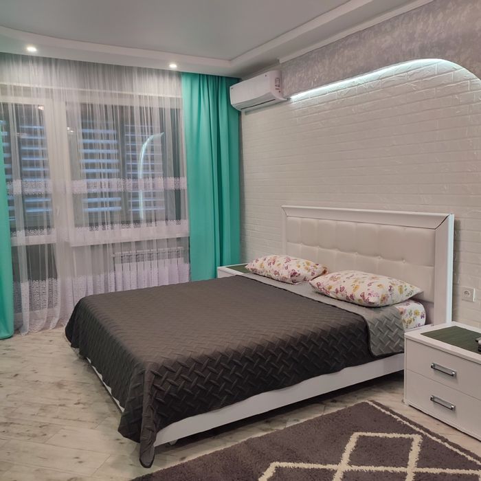 Посуточно 1 комн.Таврический