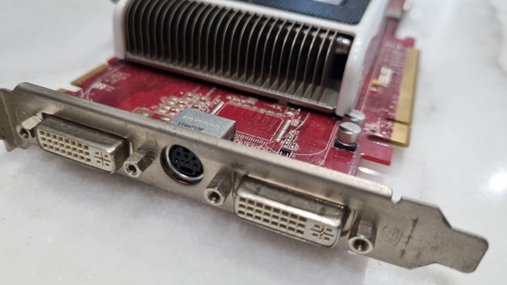 Продам видеокарту ASUS