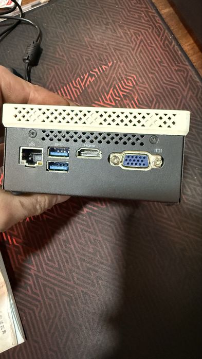 Vendo Mini Pc Gigabyte 8gb ram ddr4 ssd 120gb