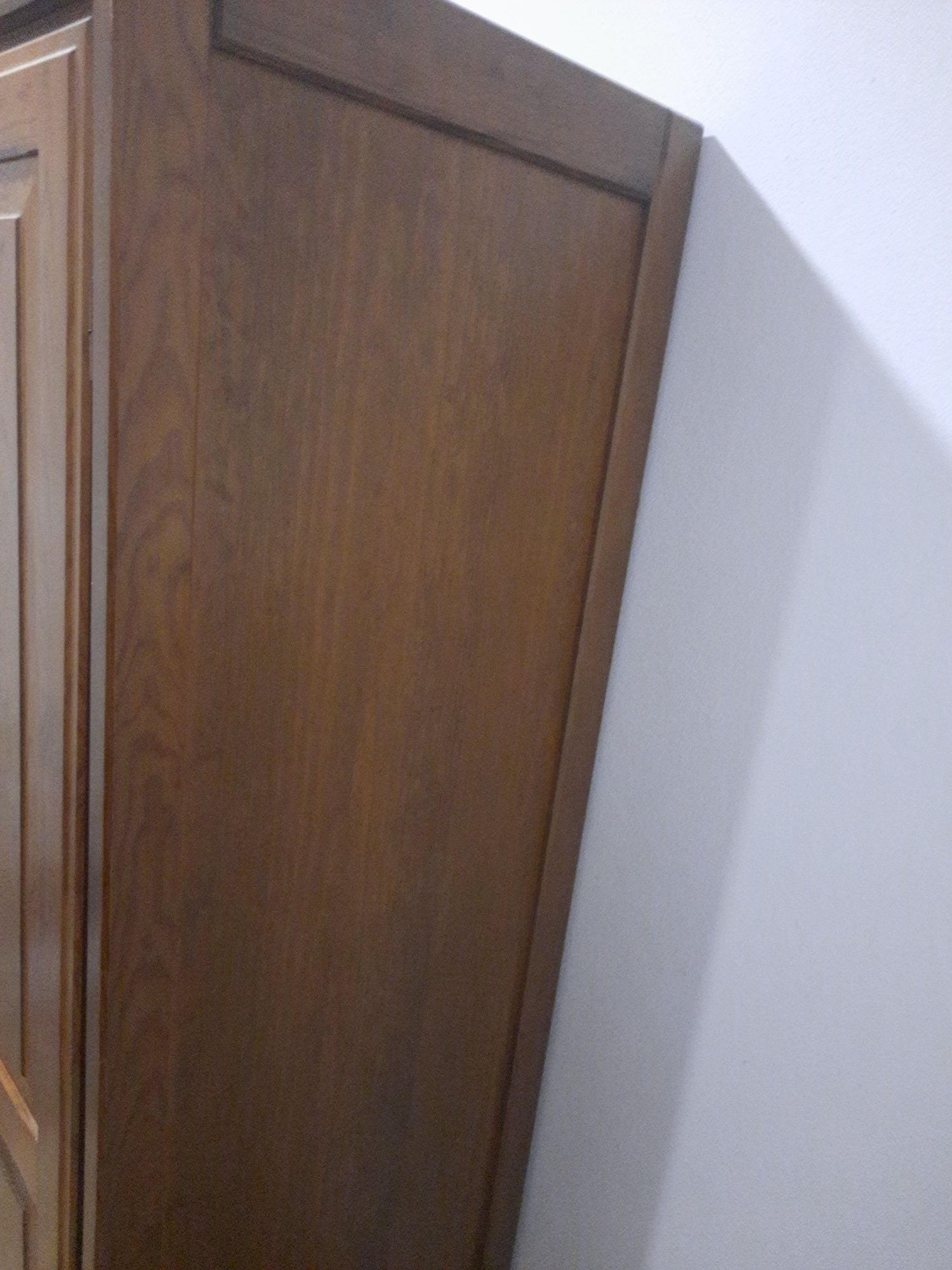 Vendo roupeiro de 3 portas