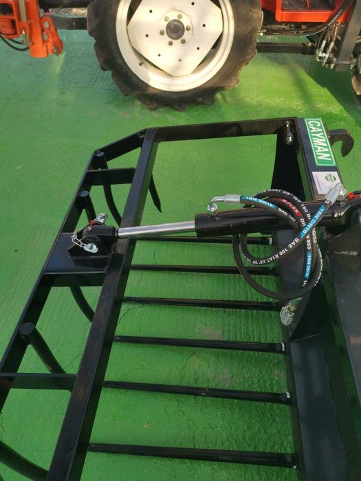 Krokodyl Cayman -1 siłownik * transport *gwarancja* faktura*CERTYFIKAT
