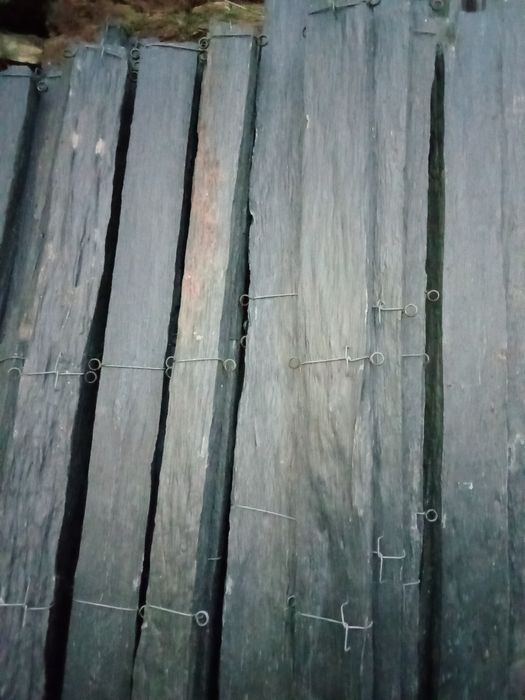 Esteios de xisto para vinha