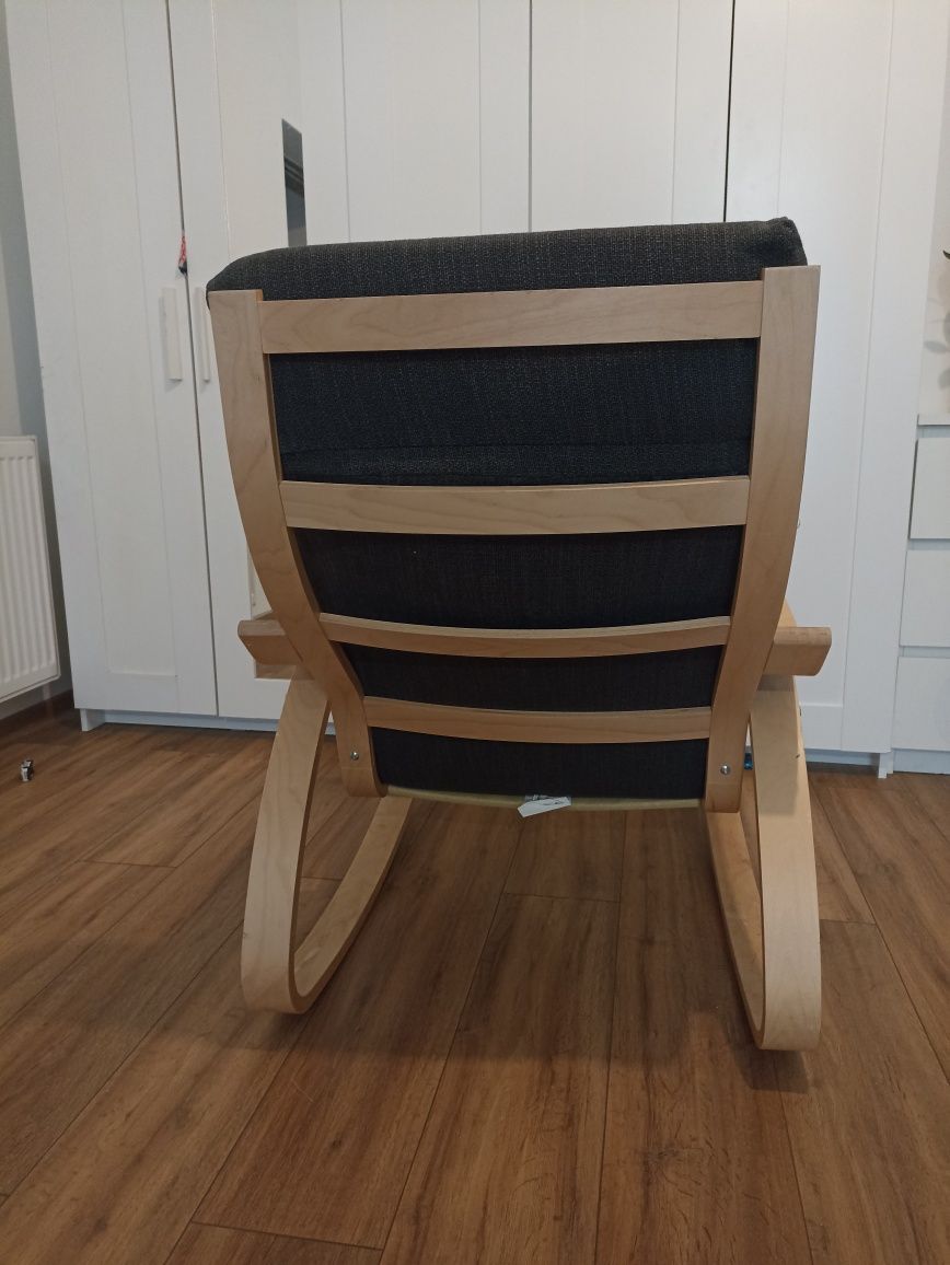 Fotel bujany poang Ikea gruby materac krzesło bujane