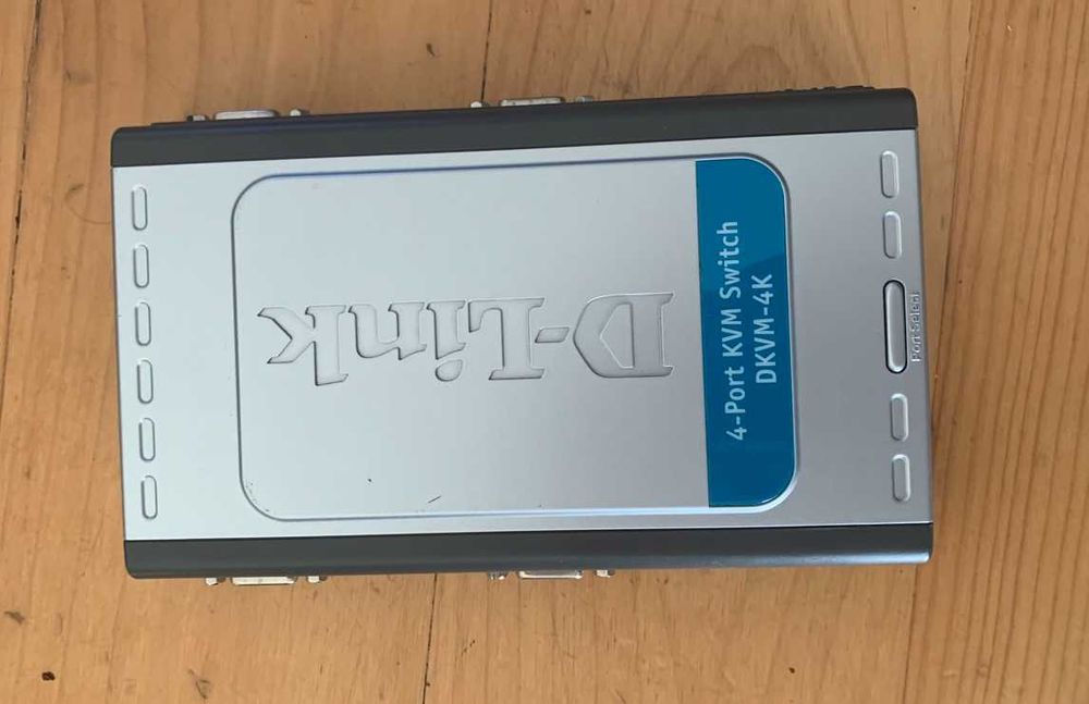 KVM Switches - DLink DKVM8e e DKVM4K