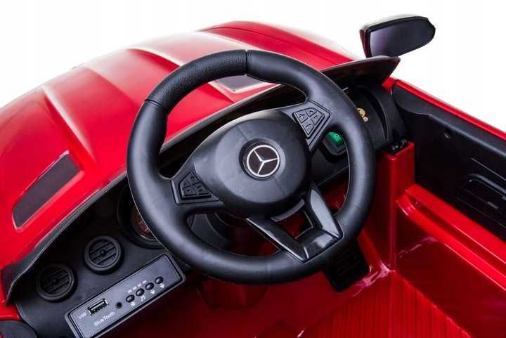 Автомобіль дитячий Mercedes AMG GTR на акумуляторі