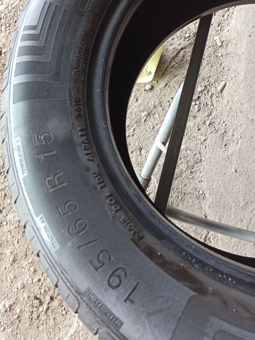 B02 TSM Dwie Sztuki Opon 195/65/R15 91H Vredestein Sport AC5 rok 2019