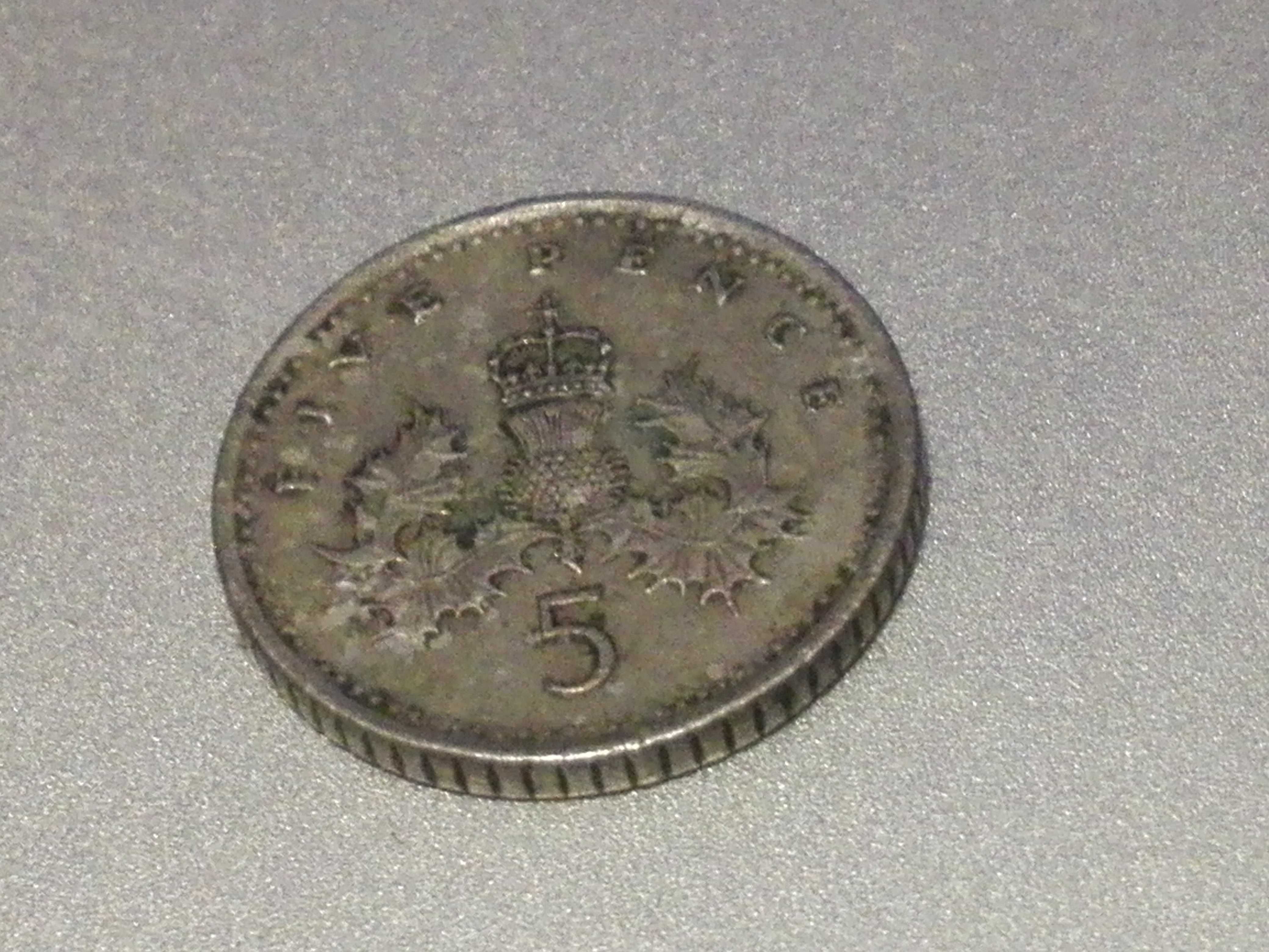 Five pence 1992 rok