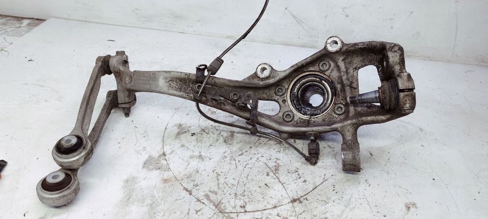 ZWROTNICA PRAWY PRZÓD AUDI A4 B9 A5 Q5 8W0407560