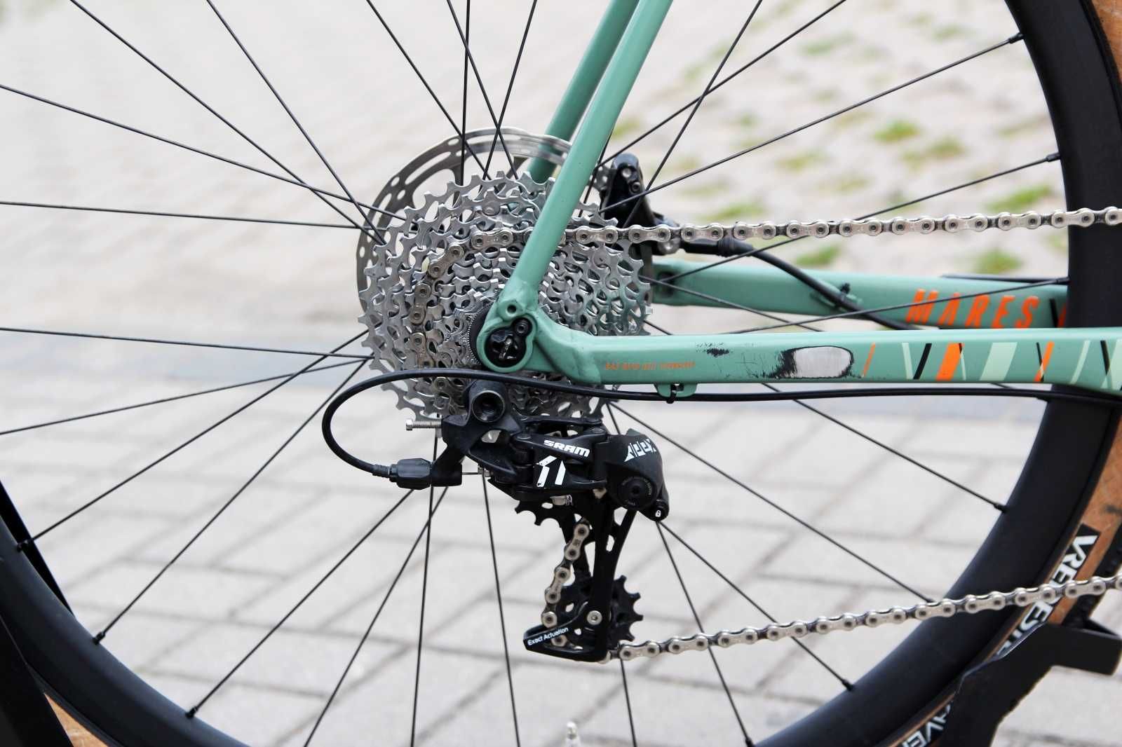 Rower gravel FOCUS Mares Disc Sram Rival 1x11, roz. XL