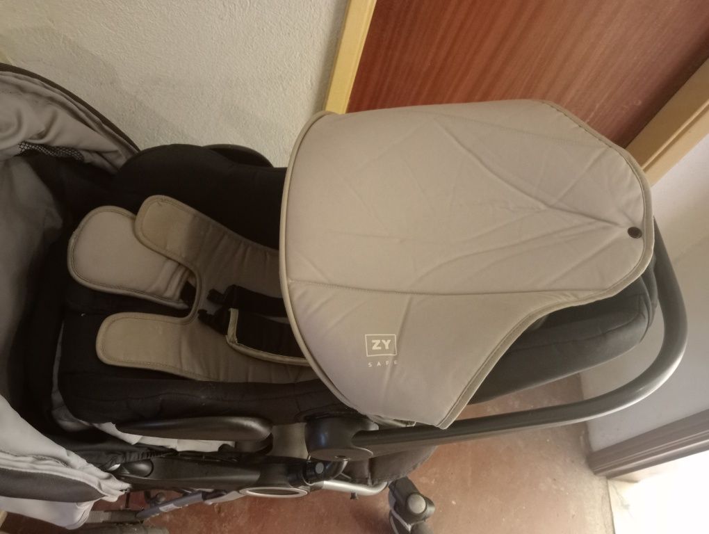 Carrinho duo da Zyppi