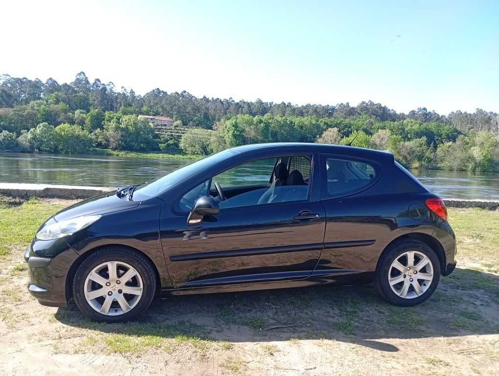 Peugeot 207 1.4 HDI