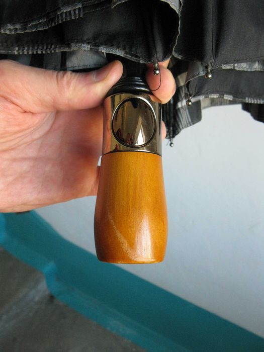 Продам зонт Mario автоматический