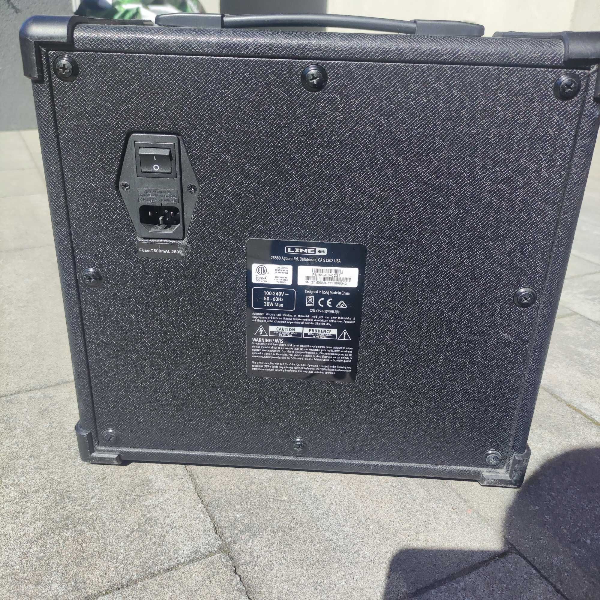 Wzmacniacz gitarowy Line 6 Spider IV 15