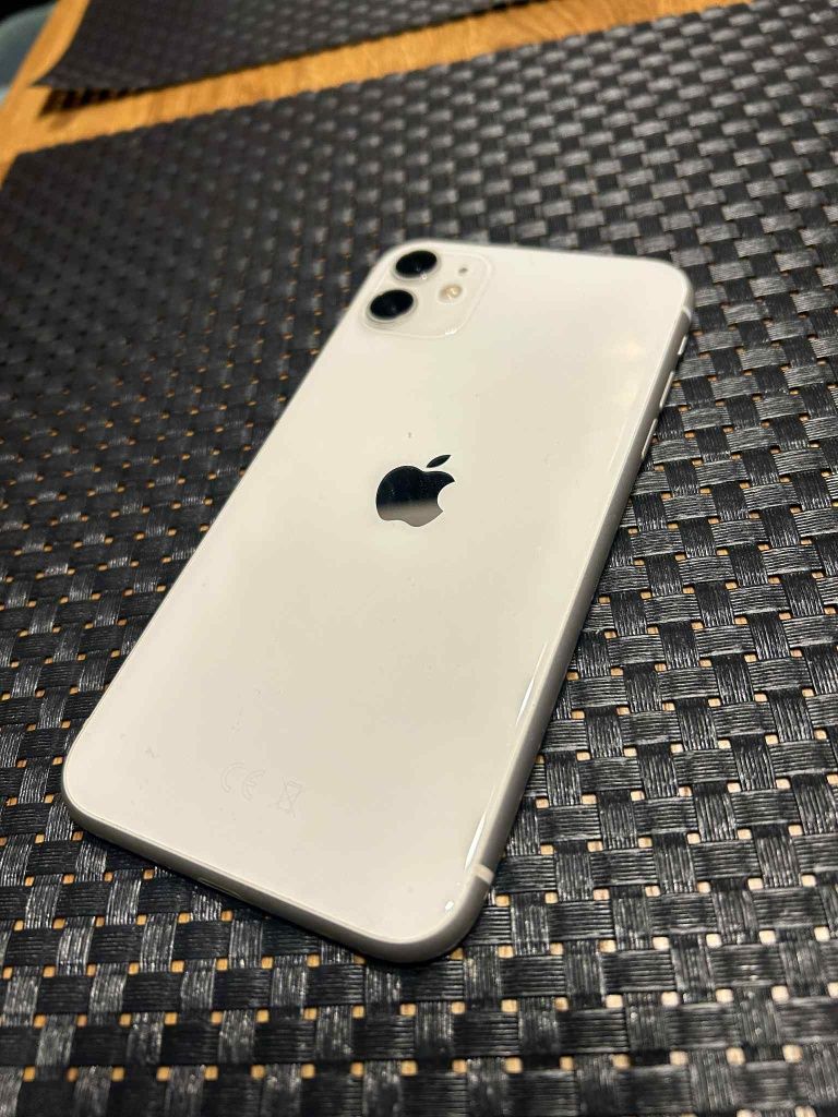 iPhone 11 pojemność 64GB