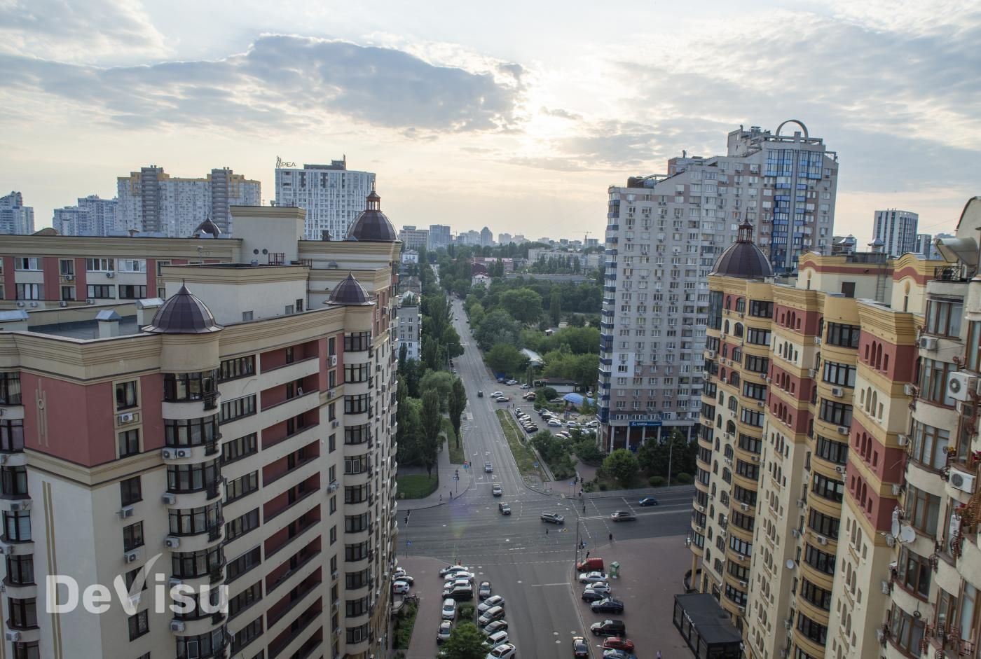 Дизайнерська 2-кімнатна квартира (76м2), Чорновола, Центр