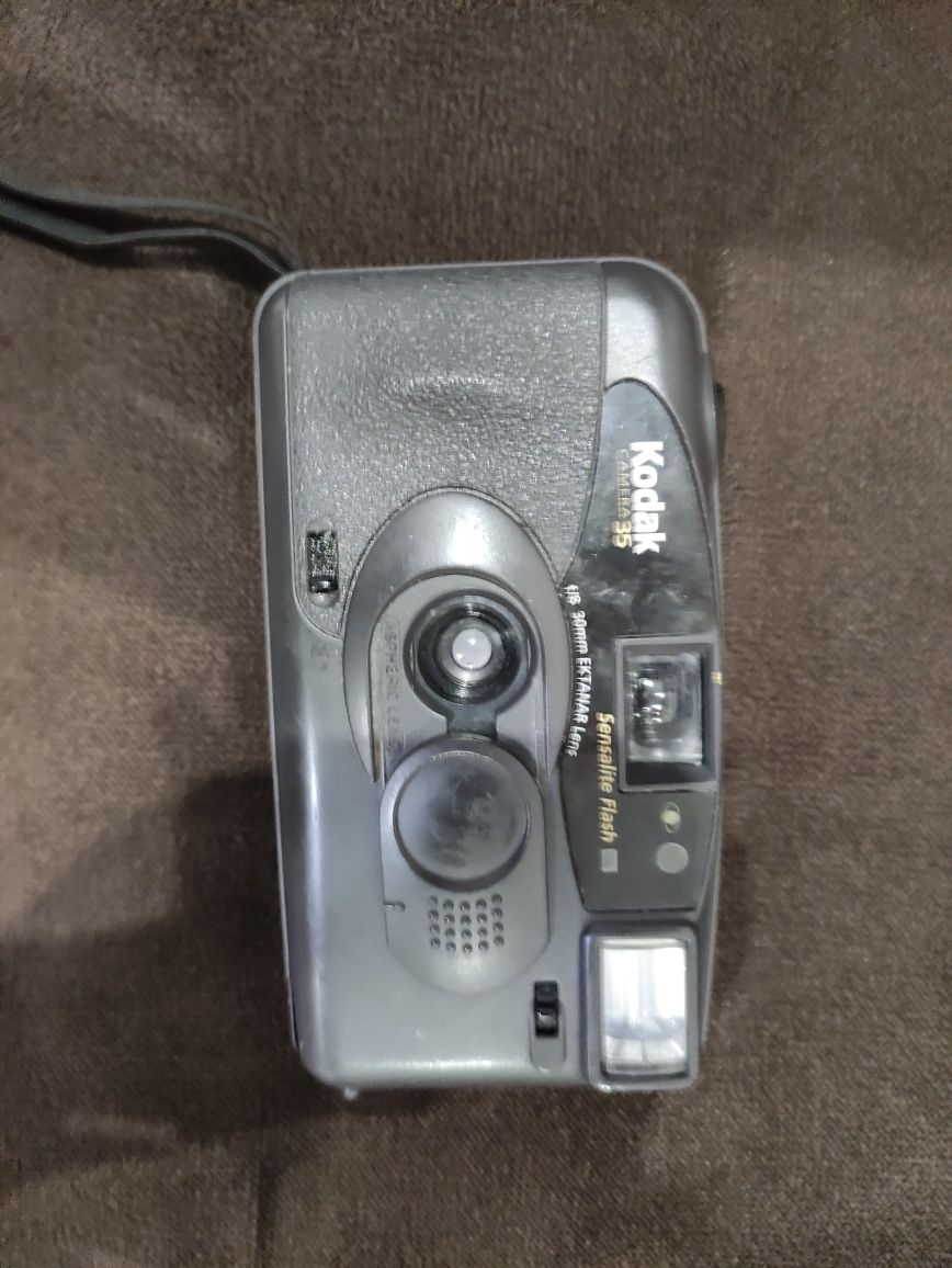 Фотоапарат на плівці на батарейках Кодак камера 35