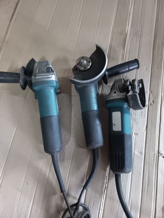 Кутова шліфмашина Makita9558HNG