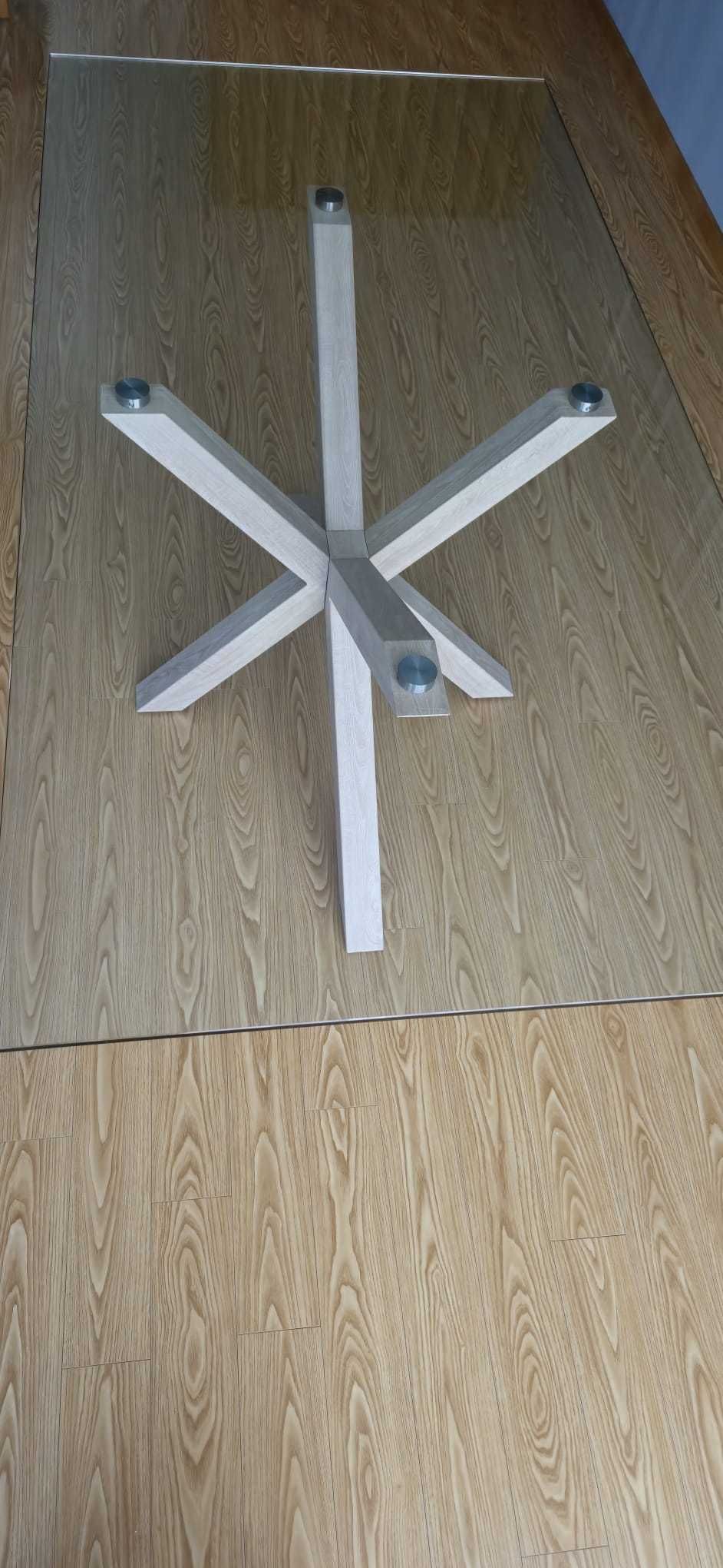 Mesa de Jantar em vidro