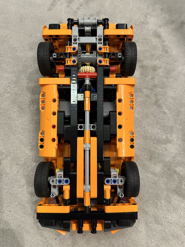 Lego Technic 42093 Chevrolet Corvette ZR1