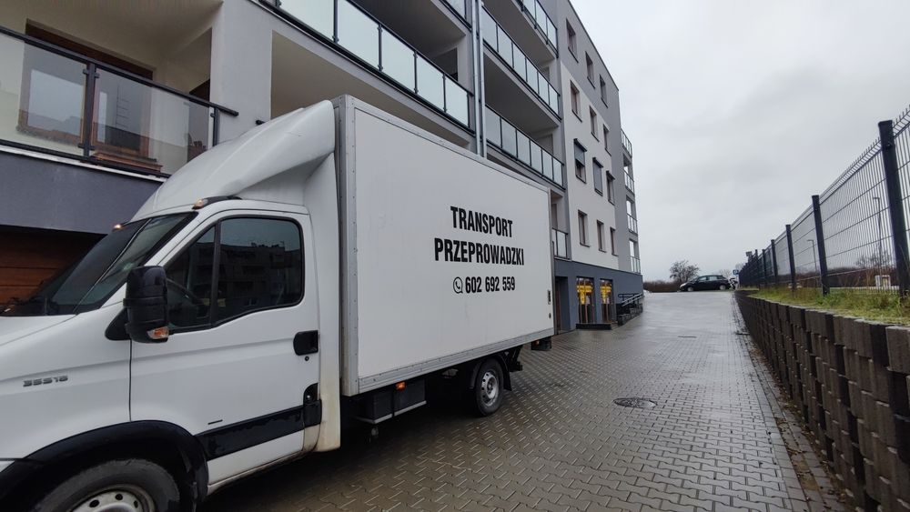 Transport, przeprowadzki , Bus z windą, taxi bagażówka , autolaweta S3