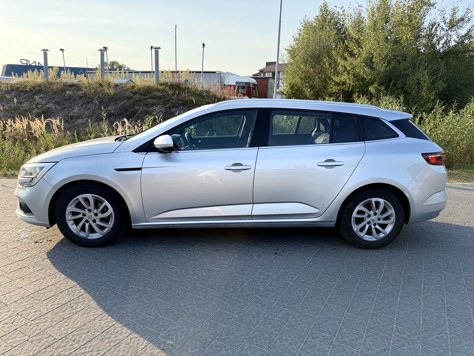 Renault Megane IV ( 2017рік)