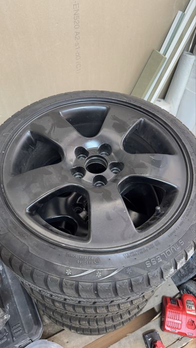 Jantes 16” com pneus em execelente estado